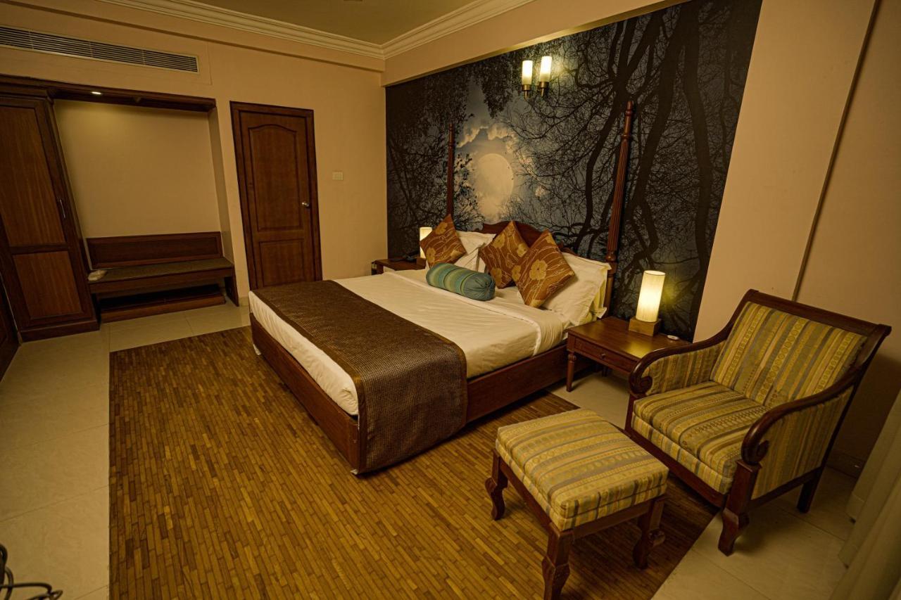 Casino Hotels Ltd Thrissur Exterior photo
