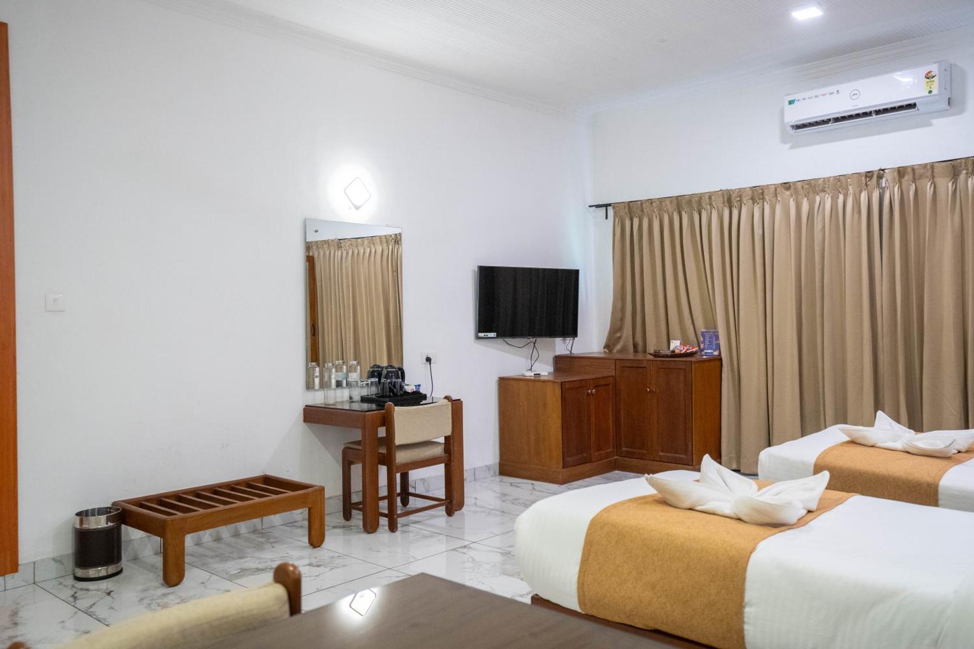 Casino Hotels Ltd Thrissur Exterior photo