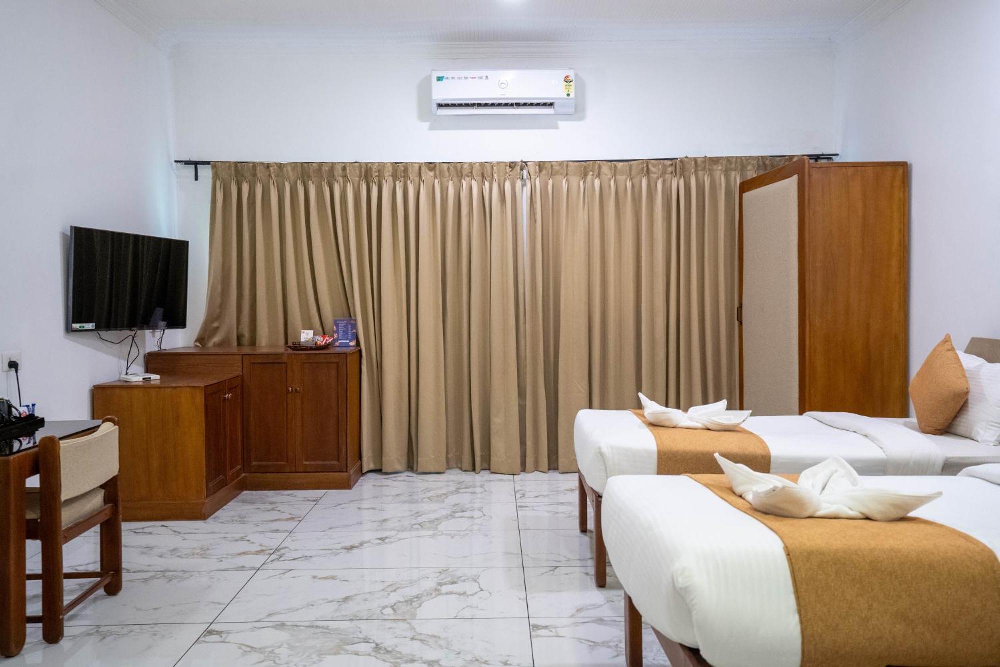 Casino Hotels Ltd Thrissur Exterior photo