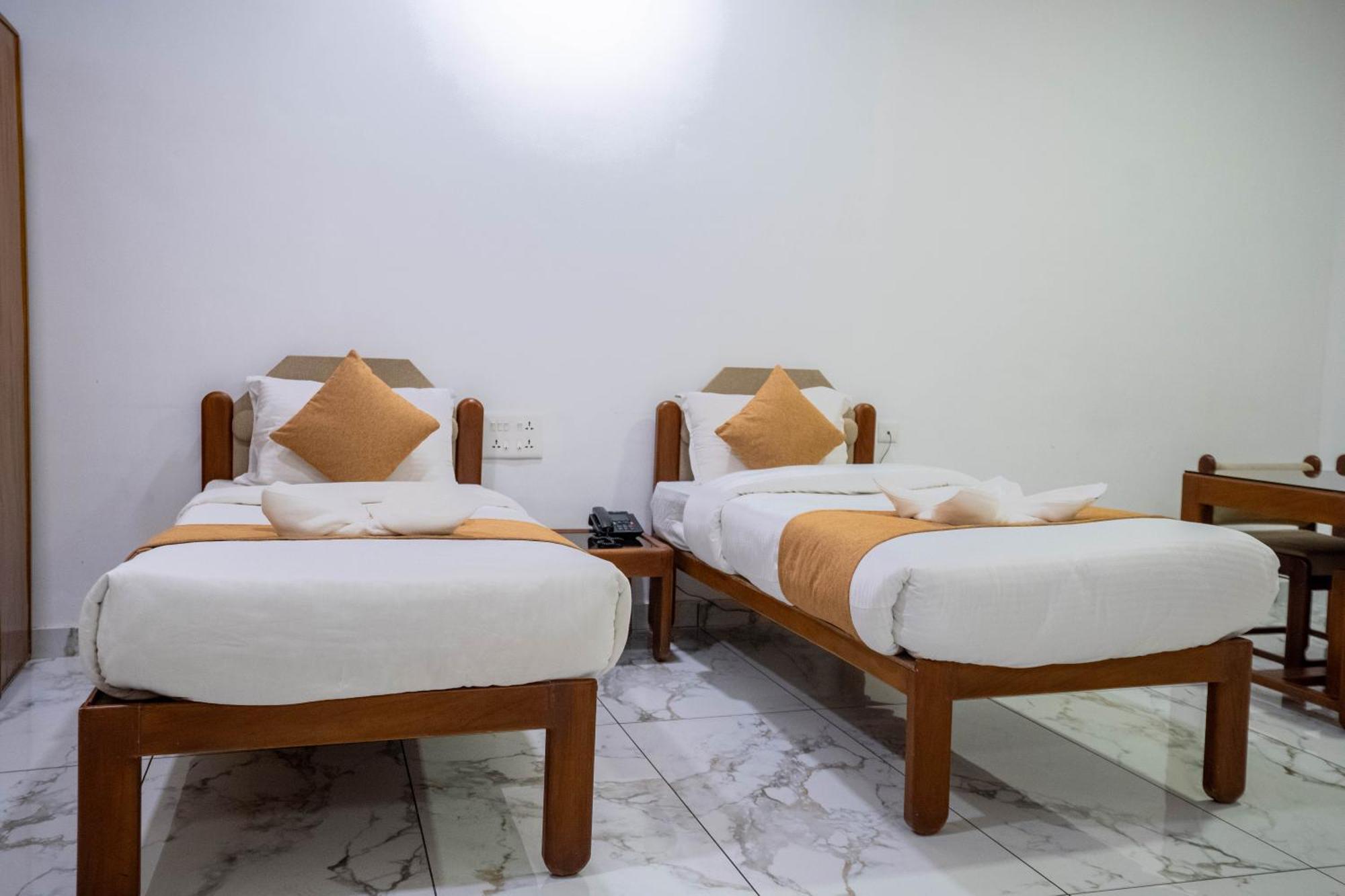 Casino Hotels Ltd Thrissur Exterior photo