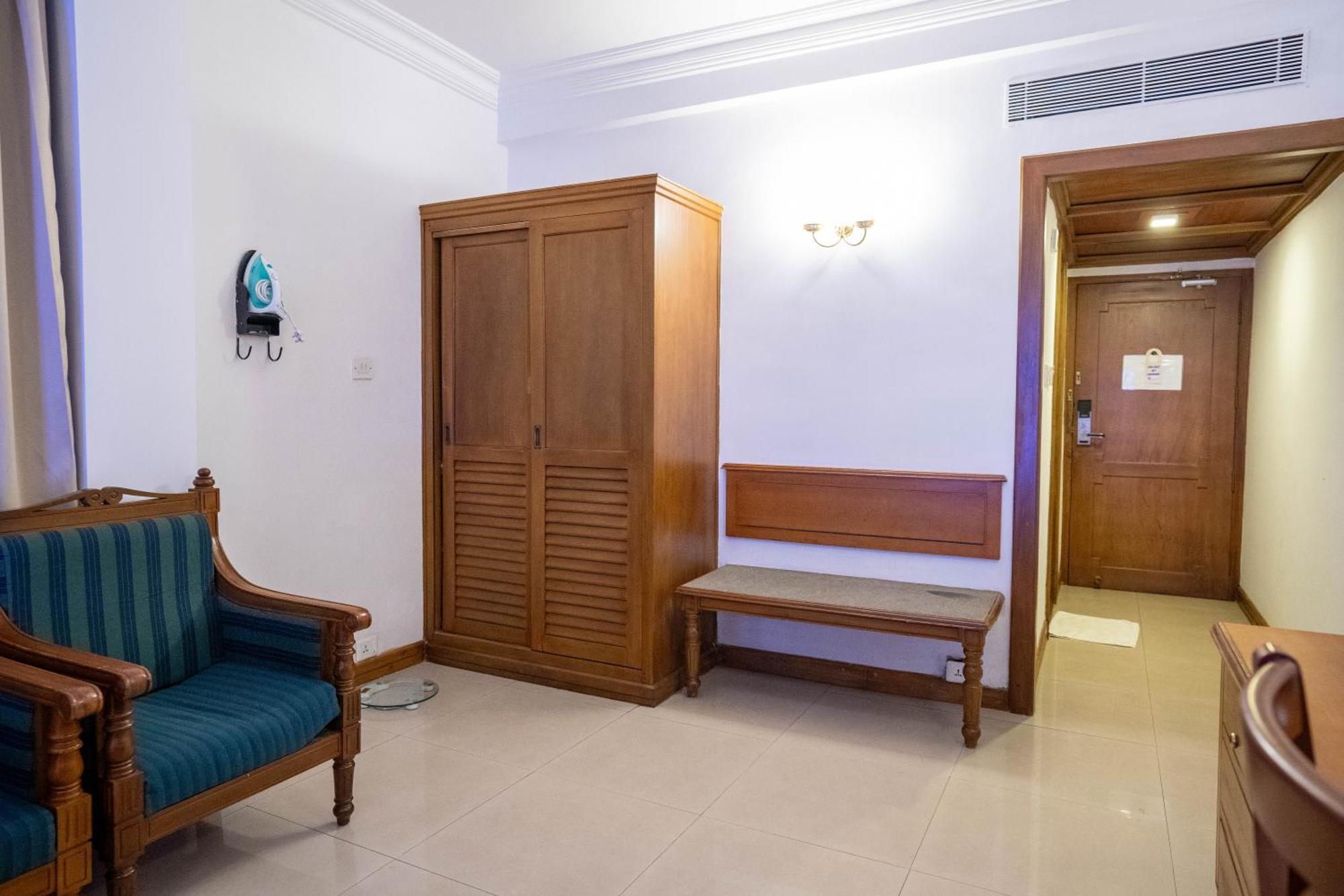 Casino Hotels Ltd Thrissur Exterior photo