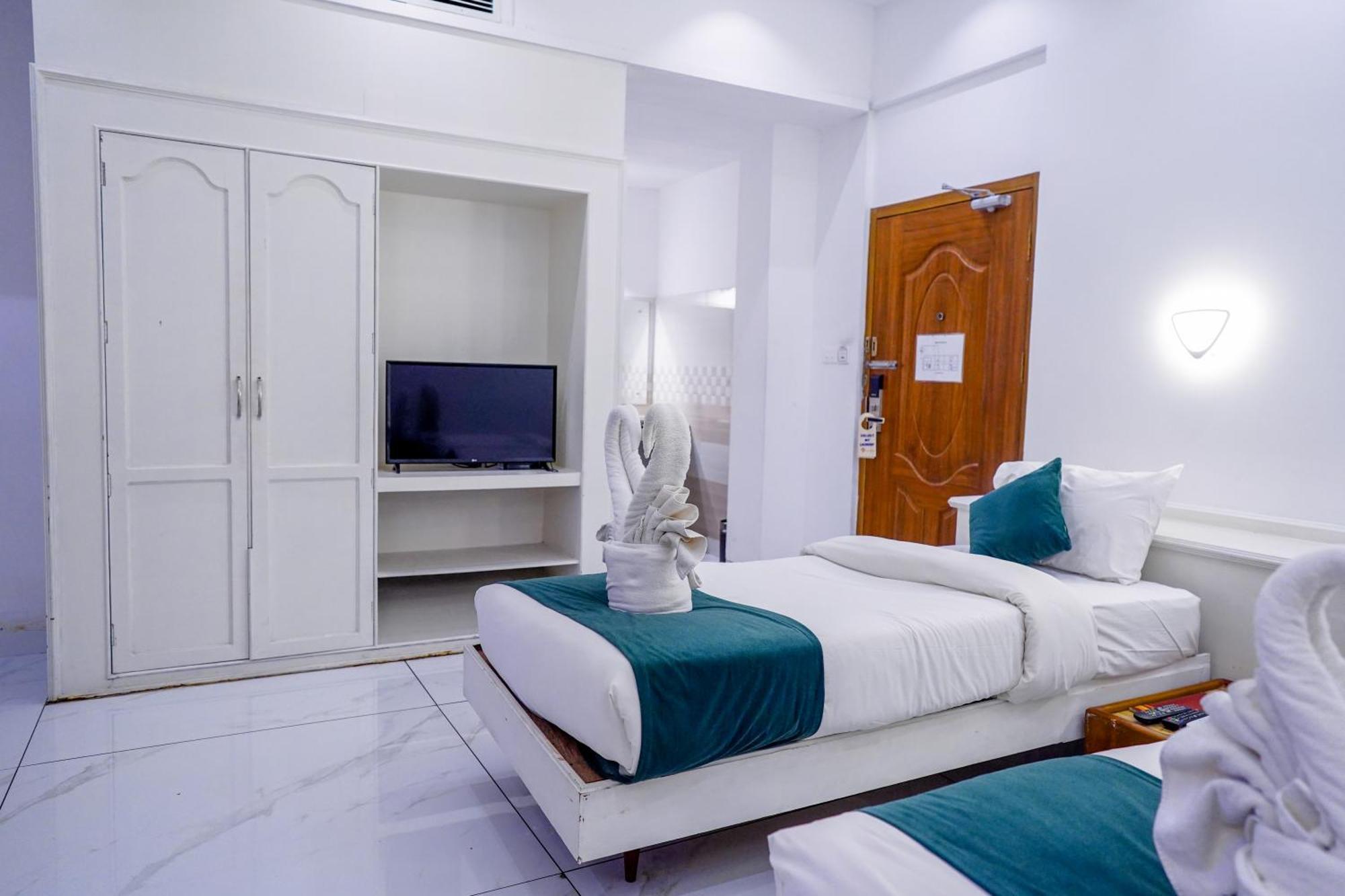 Casino Hotels Ltd Thrissur Exterior photo