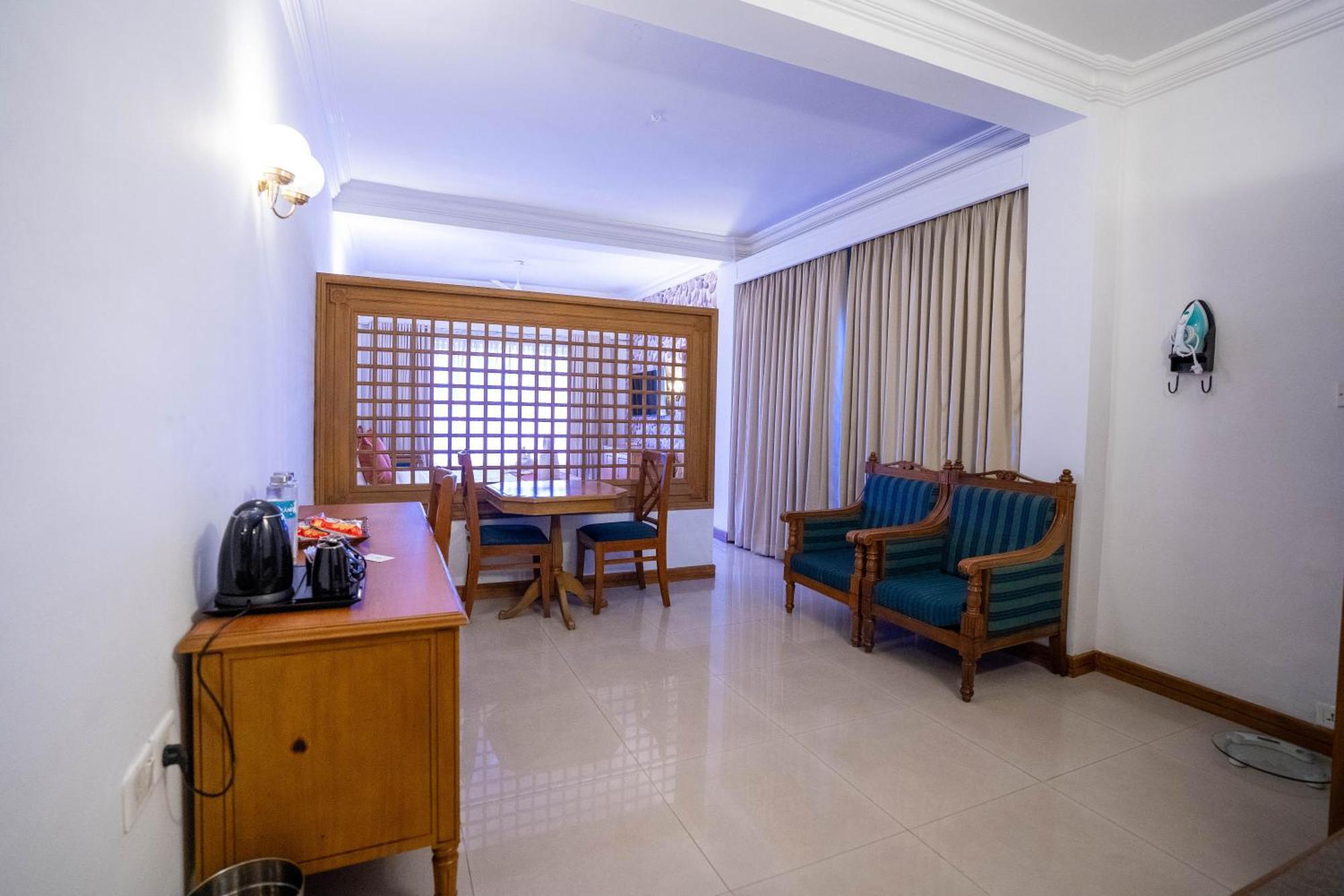 Casino Hotels Ltd Thrissur Exterior photo