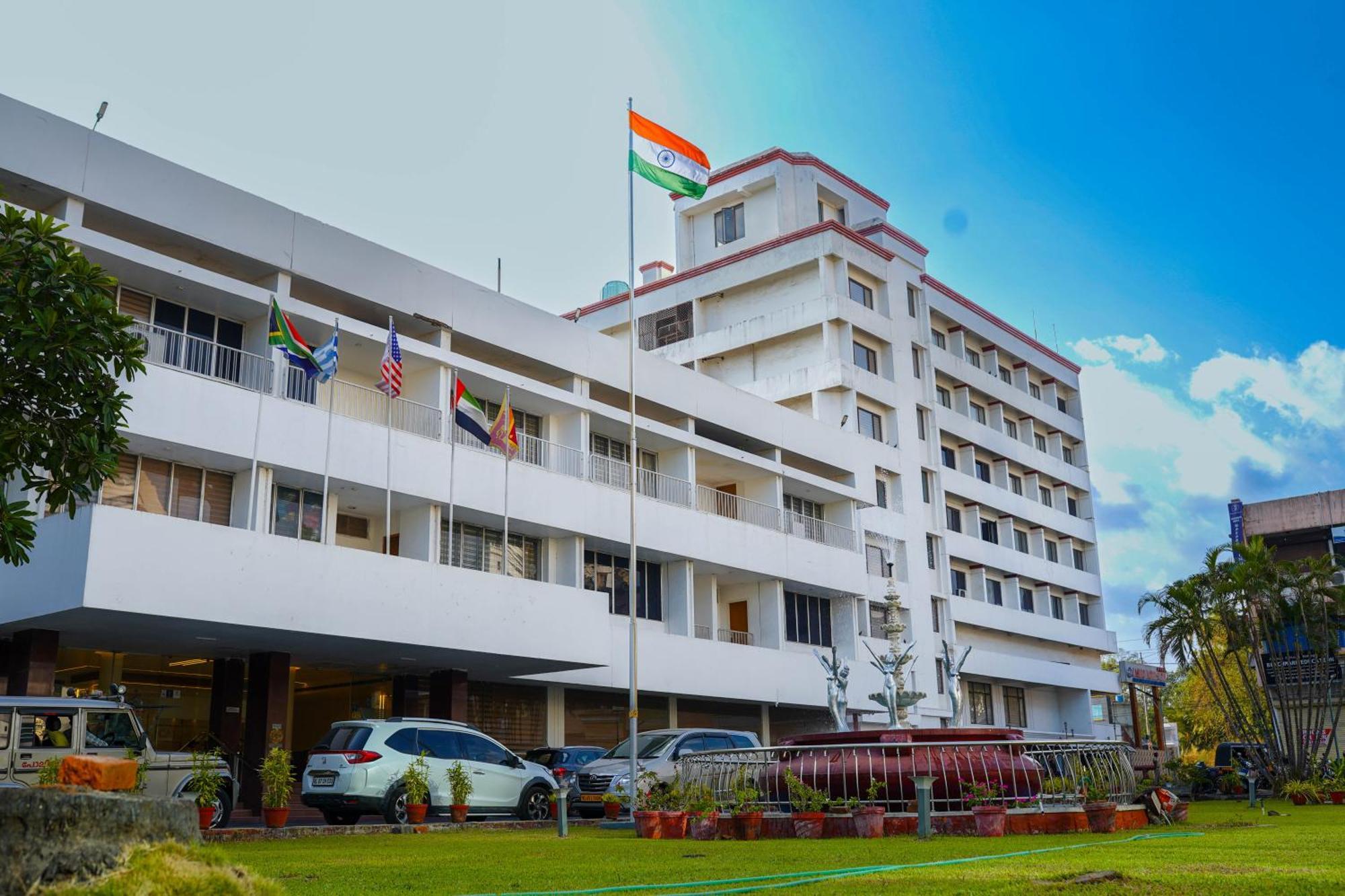 Casino Hotels Ltd Thrissur Exterior photo